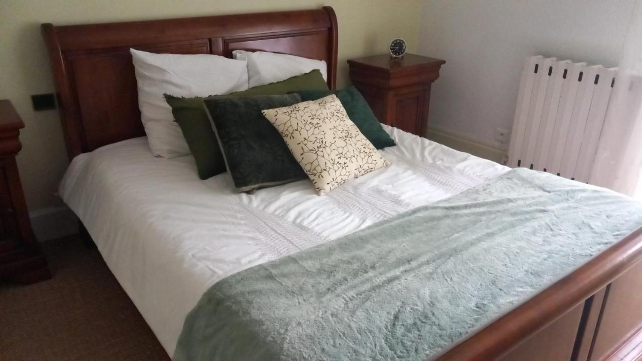 サン・タントナン Le Jardin Secret Bed & Breakfast エクステリア 写真